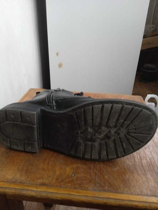 высокие ботинки черные