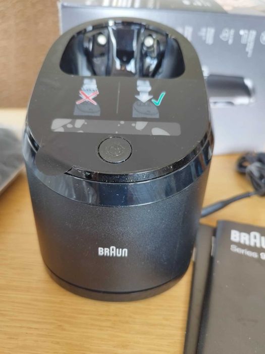 Самобръсначка Braun Series 9 Pro 9465cc Wet&Dry 9465cc  + подарък