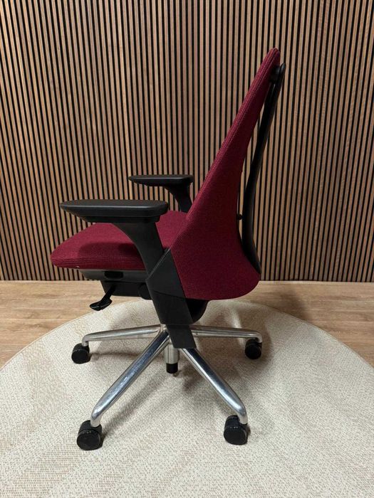 Refurbished Herman Miller Sayl Red Comfort