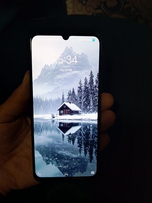 Vivo v20 SE telefon sotiladi