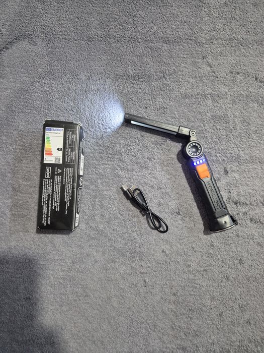 Lanterna cu acumulator