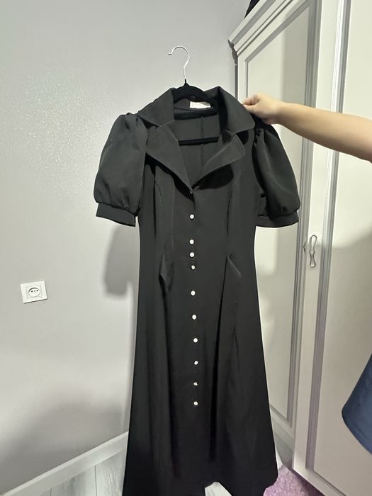 Продается вечерние платья