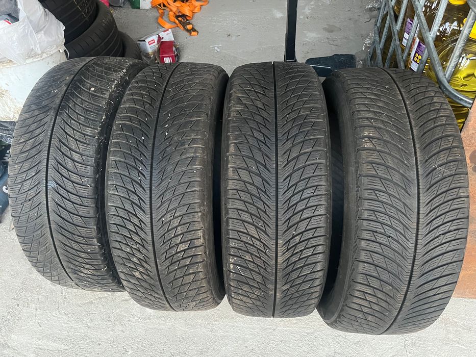 Michelin Pilot 5, 235/55 R19. DOT 2022 iarna.