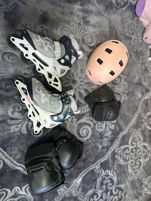 Vand set role OXELO si echipament de protectie 35-38