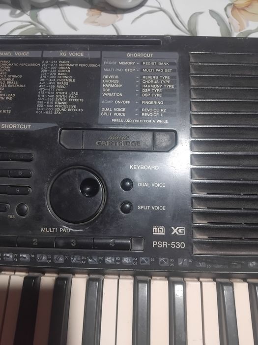 Синтезатор psr 530