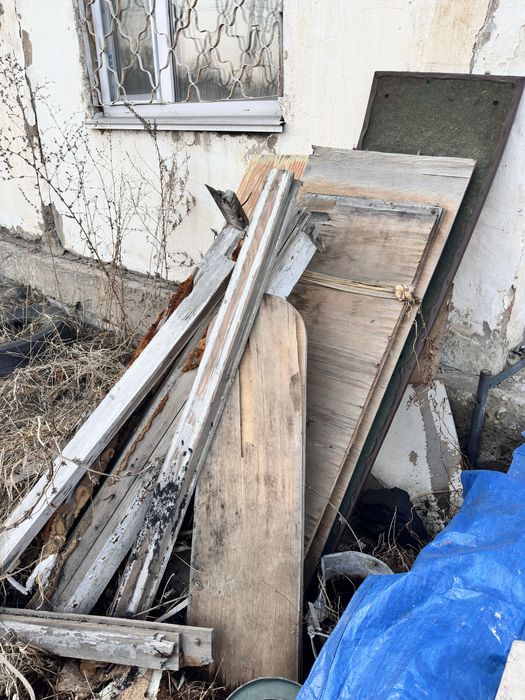 На дрова (двери, окна)