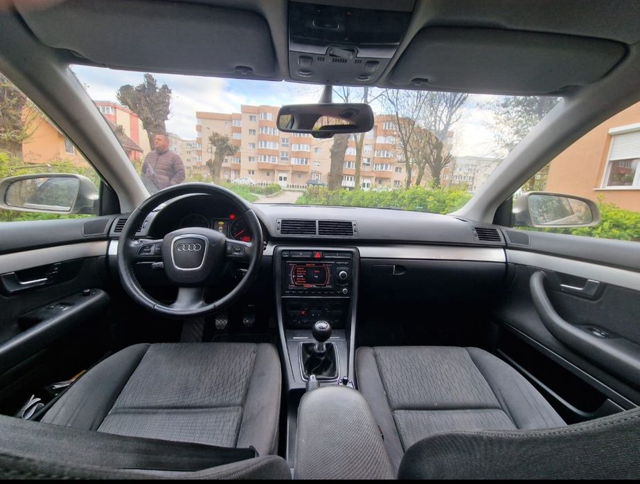 Vând mașină audi A4