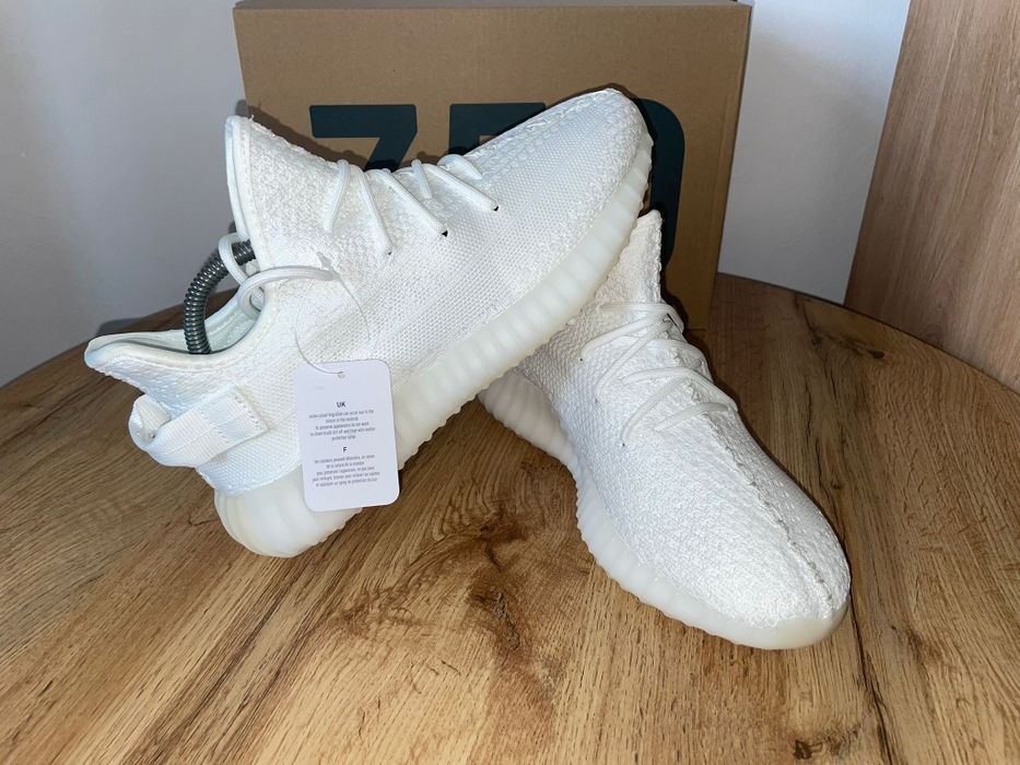 Încălțăminte ADIDAS Yezzy Boost 350 nr 41,5 și 42