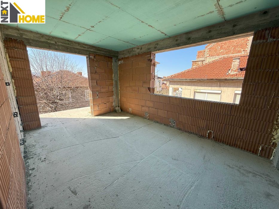 Продава се Тристаен апартамент в Асеновград - 91 кв.м за 992 €/кв.м - Снимка #8