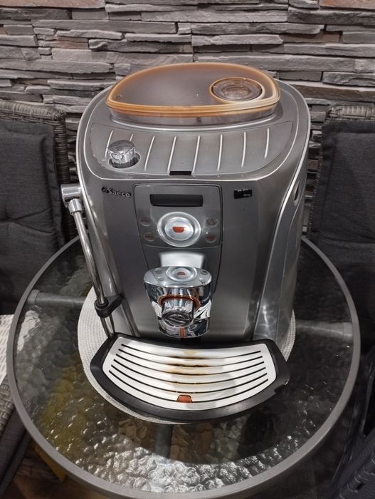 Продавам кафеавтомат Saeco talea ring