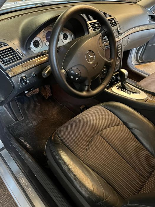 Затъмняване на стъкла ,Автодетайлинг ,претапициране на волани и тавани