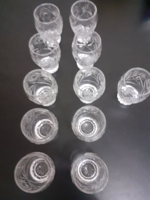 Продам хрустальные стопки плюс подарок