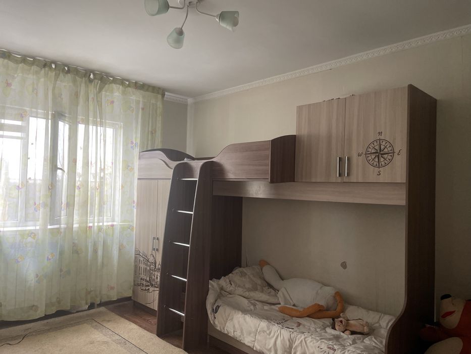 Продам кровать двух ярксную