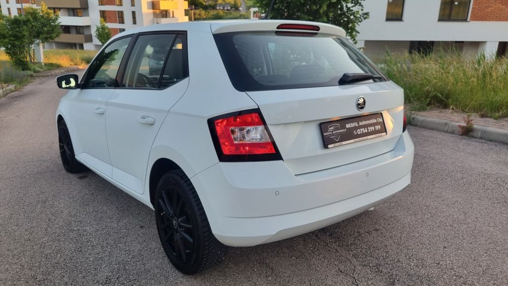 SKODA Fabia 2015 — imagine 4