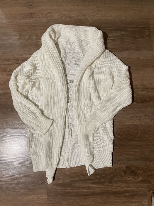 Бяла дебела жилетка S-M