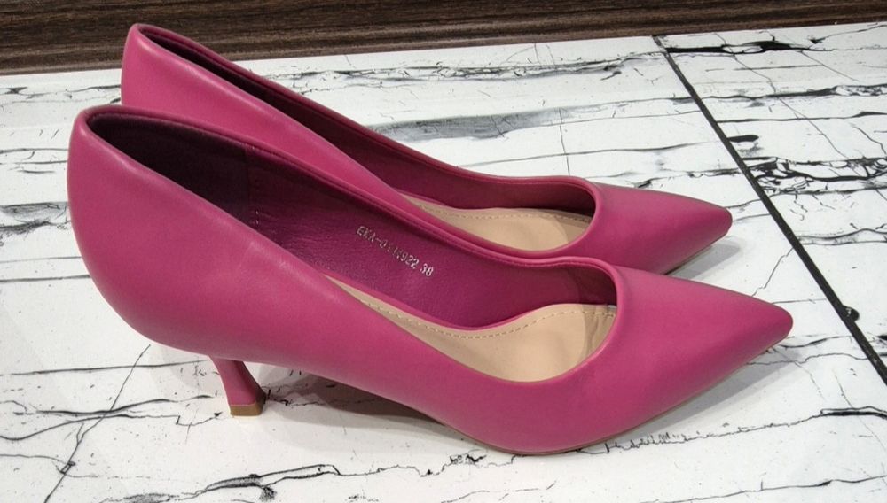 Дамски кожени токчета