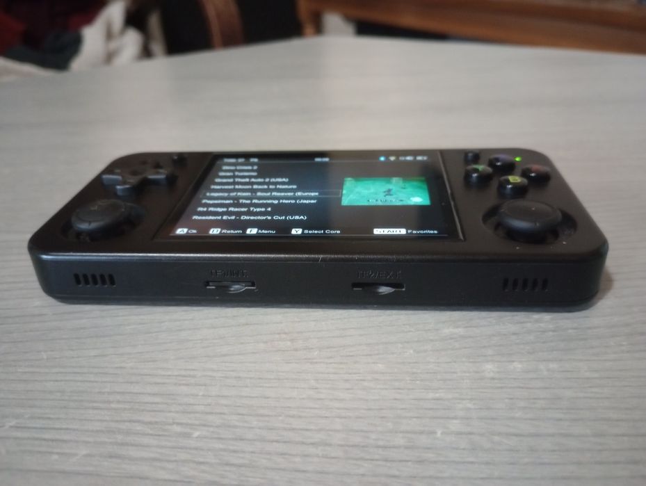 Consola retro portabila Anbernic RG35XX-H