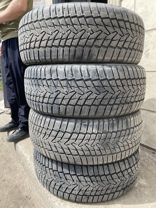 Продам шины б/у 4комплект Nankang 215/65/17