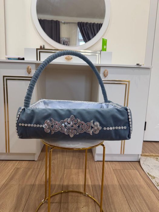 Продам калта подарочная коробка