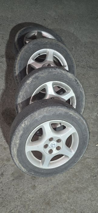 Продаю резину с дисками