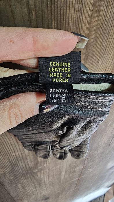 Перчатки из натуральной кожи