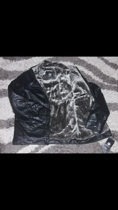 Продам кожаные куртки!