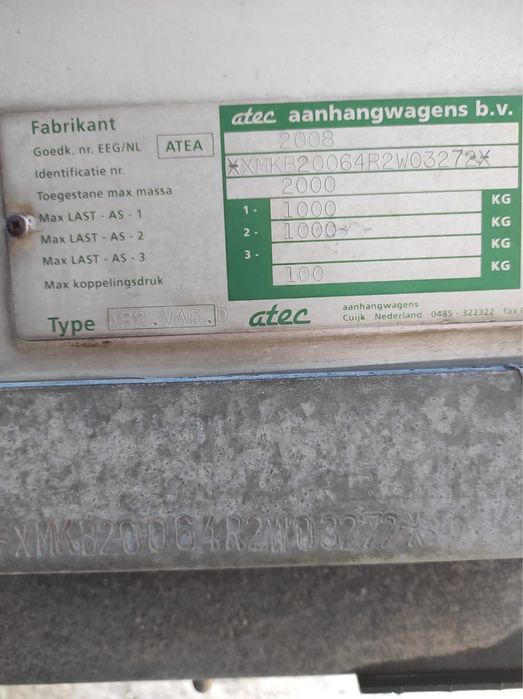 Vand remorcuta cu 2 axe