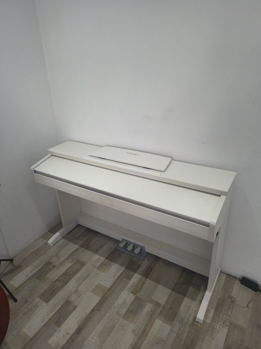 Pian digital Medeli