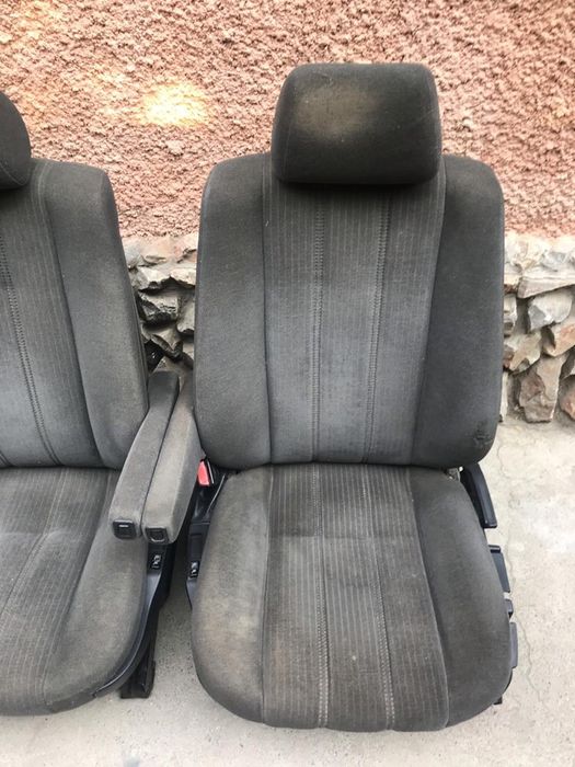 Сидения перед BMW e34