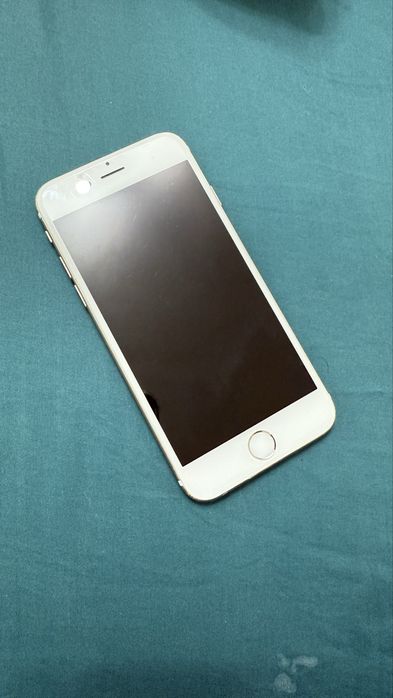 Продам Iphone 6