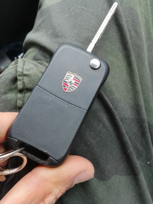 Ключ на porshe Cayenne