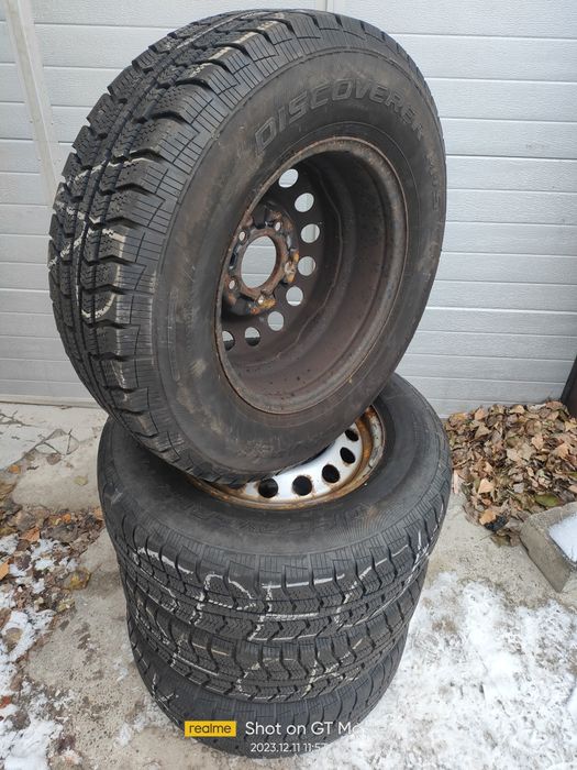 Roți complete  Kia Sorento 225x75x16 Cooper Discoverer