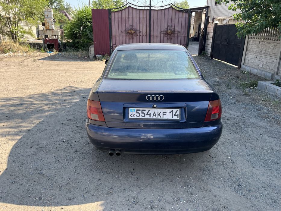 Audi А4 B5 1995 года