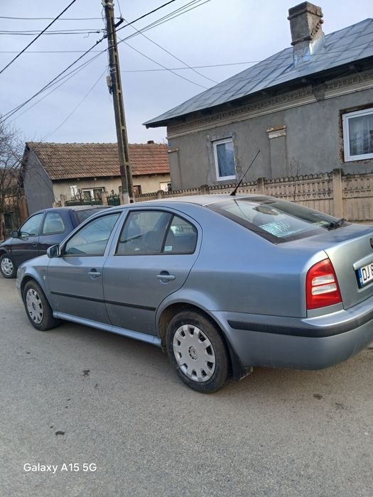 Vând  skoda octavia  mai multe detalii la telefon