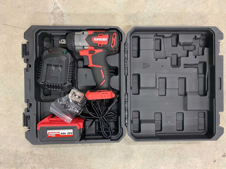 031301	Гайковерт акум. 20V 4Ah 320Nm безчетков в куфар RDI-IBW01