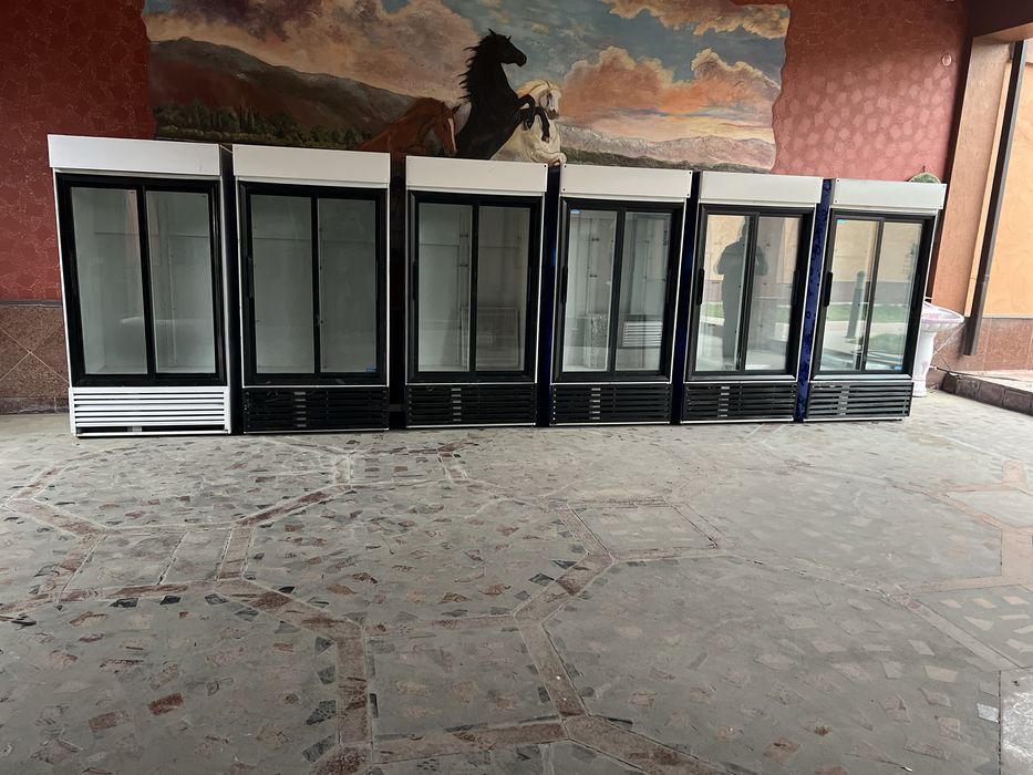 Витринные холодильники большой выбор