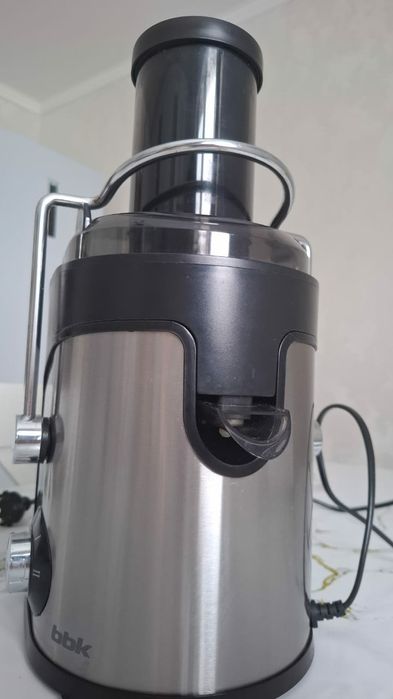Соковыжемалка BBK