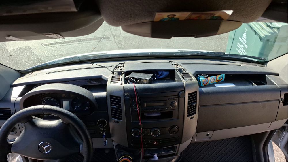 Mercedes sprinter 318 manual 2009