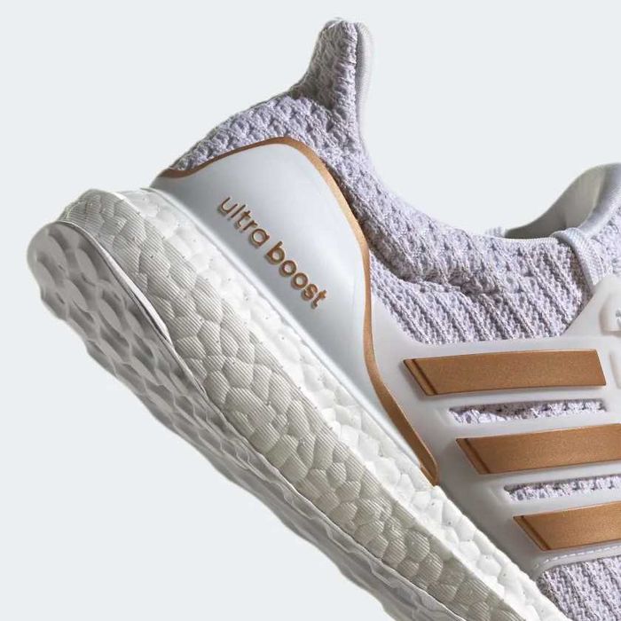 Оригинални маратонко * ADIDAS ULTRABOOST DNA 4.0 * EU41 1/3