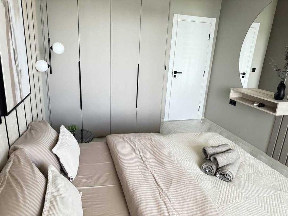 Дава се под наем Двустаен апартамент в Бургас, Изгрев - 65 кв.м за 1020 € - Снимка #3