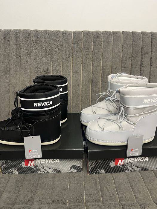 Ghete de zapada Moon Boots