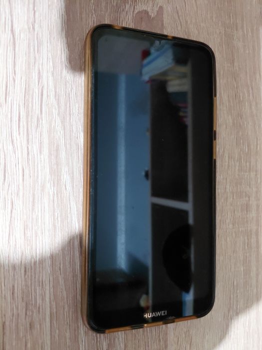 Redmi a3 ,Huawei y6