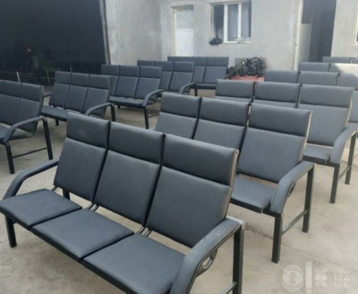 Divan ojidanka Диван ожидания Трёх местный