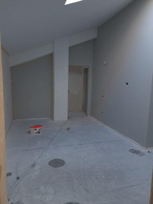 Glet, zugrăvit, șlefuit, parchet, tencuiala, baghete și cornise rigips