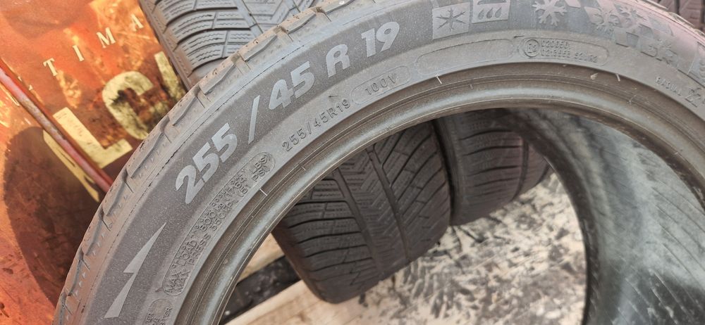Set 4 Anvelope Michelin 255 45 R19 M+S