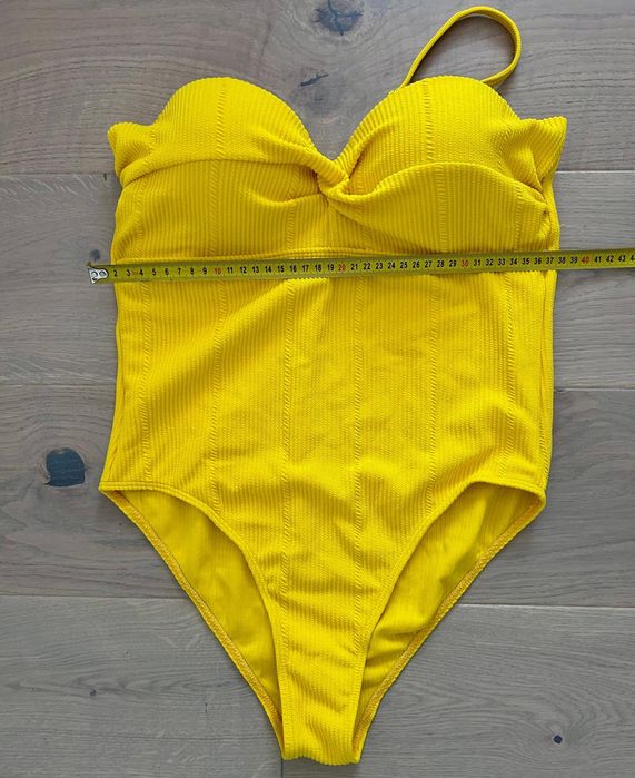 Costum de baie L