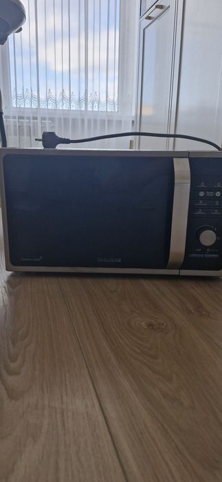 Микроволновая печь
