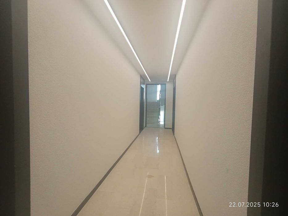 Двустаен апартамент в жк. Банишора № 88414