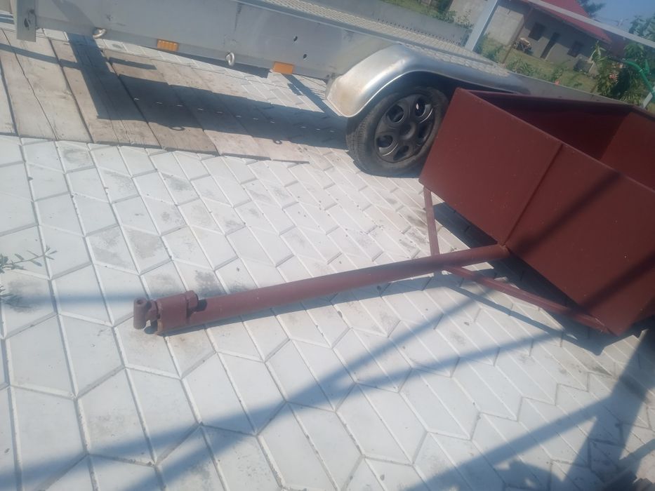 Remorcuta motocultor