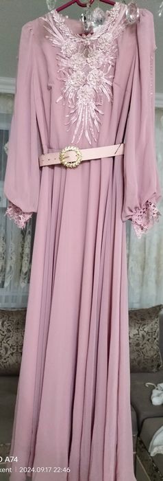 Вечерние женский  платья